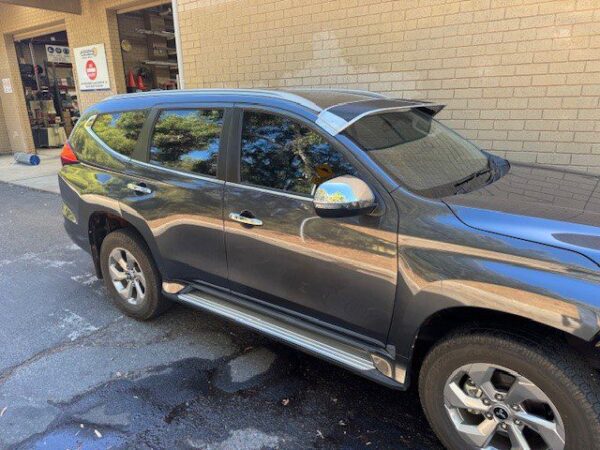 mitsubishi pajero sport 2015 on mesh windscreen sunvisor