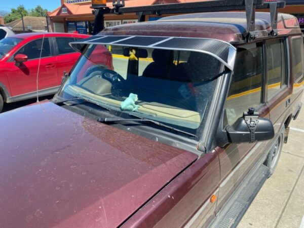 discoverysunvisormeshroofrackworldsa-800x600 Land Rover Discovery 1 & 2 Mesh Windscreen Sunvisor - Toyota Land Cruiser