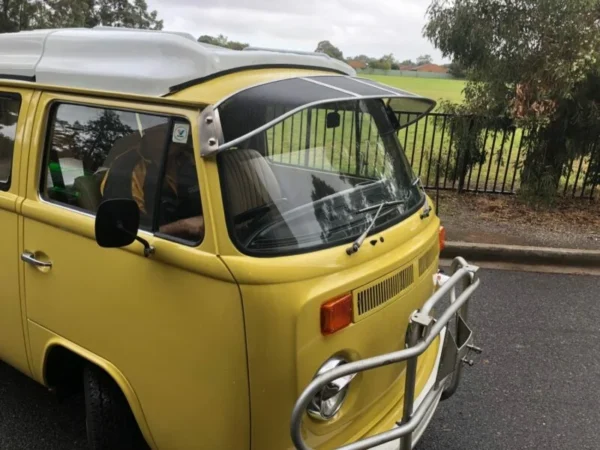 vwkombisunvisor1968-1980sunshadeproducts-800x600 Volkswagen Kombi 1968 -1980 Mesh Windscreen Sunvisor - Volkswagen
