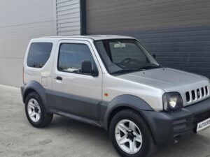 Suzuki Jimny 2009 zonneklep