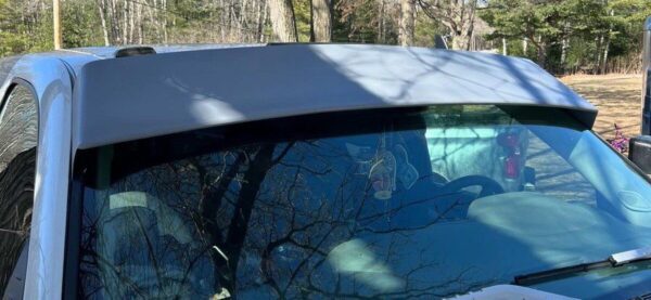 Chevrolet LCF 4500 Mesh Windscreen Sunvisor (2016 - 2022) Chevrolet Silverado 4500 HD Mesh Windscreen Sunvisor (2019 - 2022)