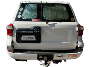 LandCruiser_200_series_barn_door_vehicle_picture.png Toyota LandCruiser 200 Rear Barn Door Cargo Sunshade