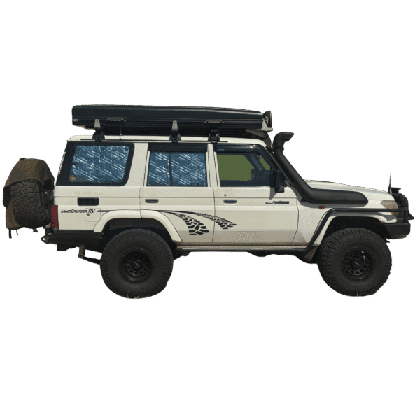Toyota_LandCruiser_76_Series_with_UCWS_Sunshades_Side_-_Edited.png Toyota LandCruiser 76 Series Doors Sunshade Kit - Sunshade